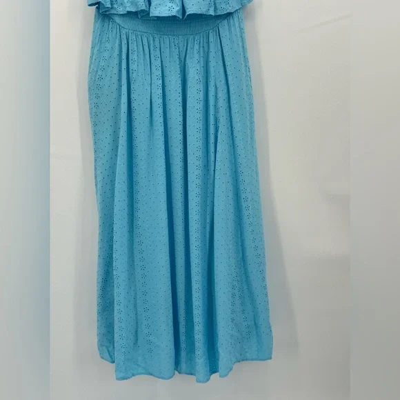 Torrid Maxi Eyelet Strapless Smocked Bodice Dress Light Blue Size 3X - Picture 3 of 11